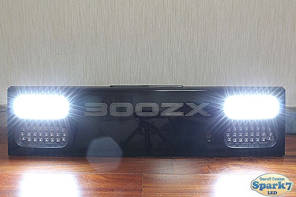 フェアレディZ　Z32系　バックランプ点灯